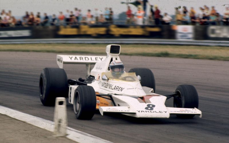 Peter Revson, driving for Yardley Team McLaren at the 1973 Great Britain Grand Prix. © McLaren Racing Ltd.

The Rulebook | Ep. 1: Bandiera rossa in Formula 1